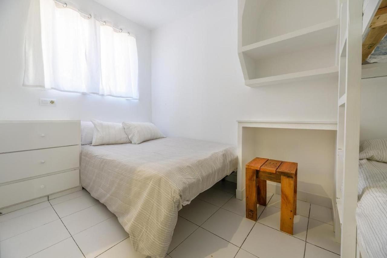 Burbujasbalbuena, Interpretacion De La Via Lactea Сан-Висенте-де-О-Грове Экстерьер фото